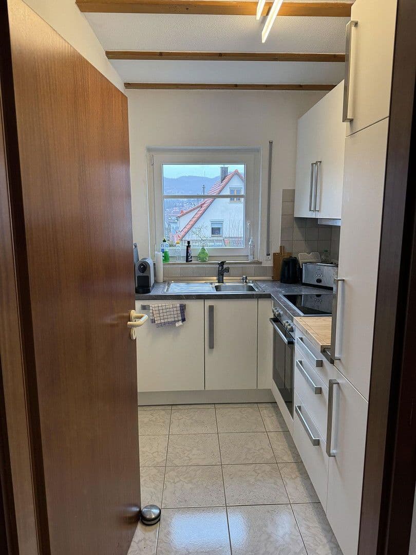 Pronájem bytu 2+1 45 m², Eningen unter Achalm, Bádensko-Württembersko Pronájem bytu 2+1 45 m², Eningen unter Achalm, Bádensko-Württembersko