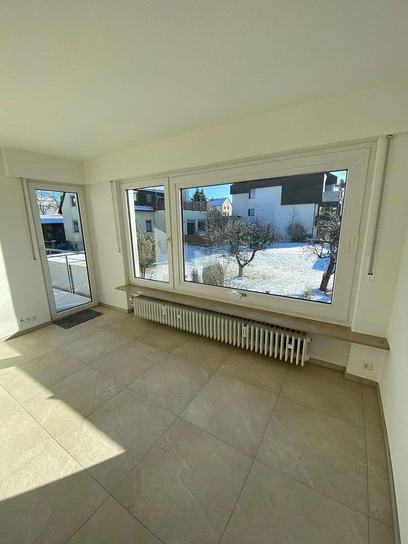 Pronájem bytu 3+1 78 m², Denkendorf, Bádensko-Württembersko Pronájem bytu 3+1 78 m², Denkendorf, Bádensko-Württembersko