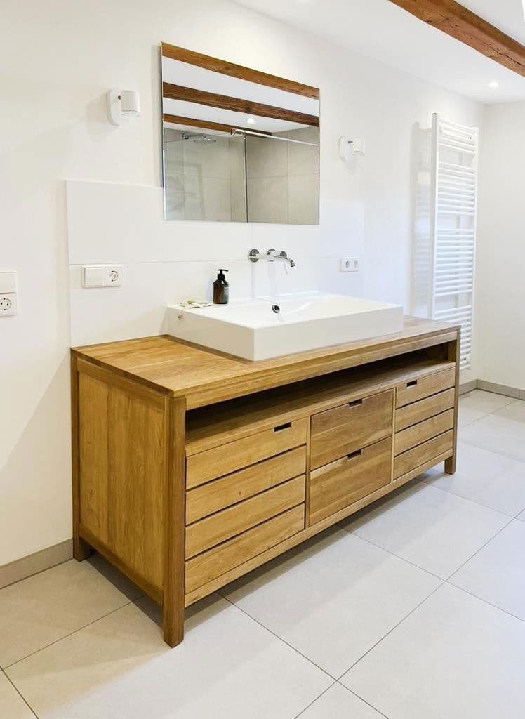 Prodej domu 230 m², pozemek 1.127 m², Lamspringe, Dolní Sasko Prodej domu 230 m², pozemek 1.127 m², Lamspringe, Dolní Sasko