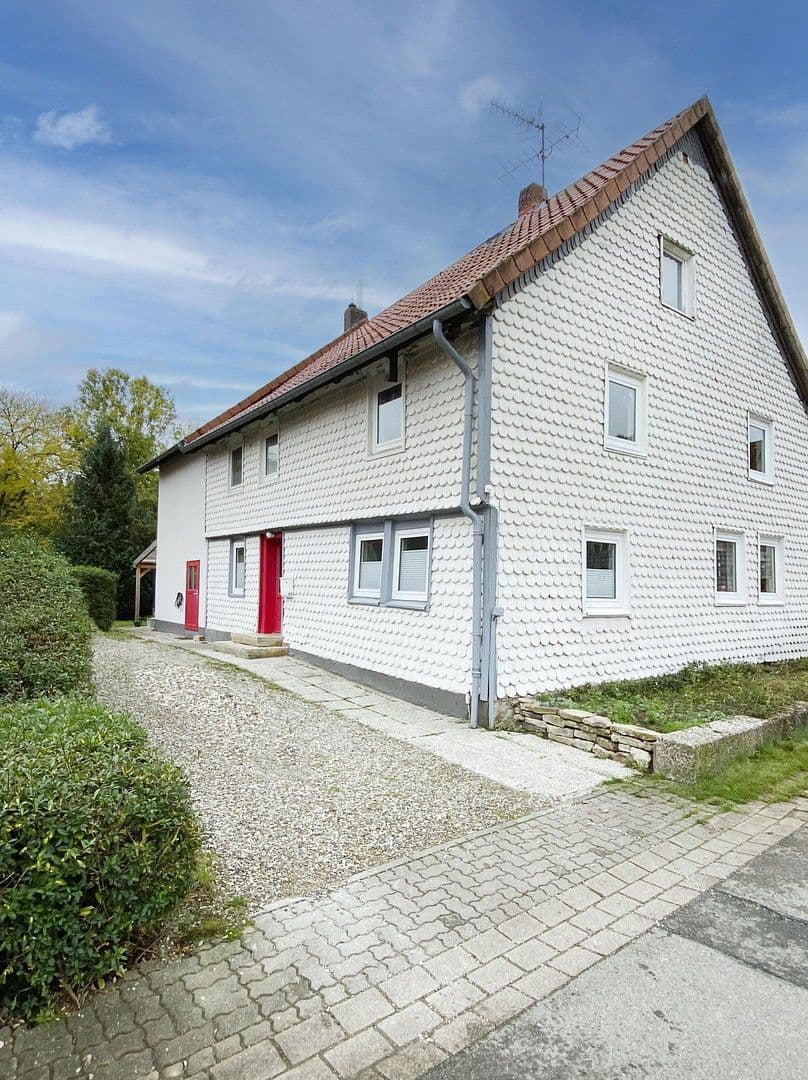 Prodej domu 230 m², pozemek 1.127 m², Lamspringe, Dolní Sasko Prodej domu 230 m², pozemek 1.127 m², Lamspringe, Dolní Sasko