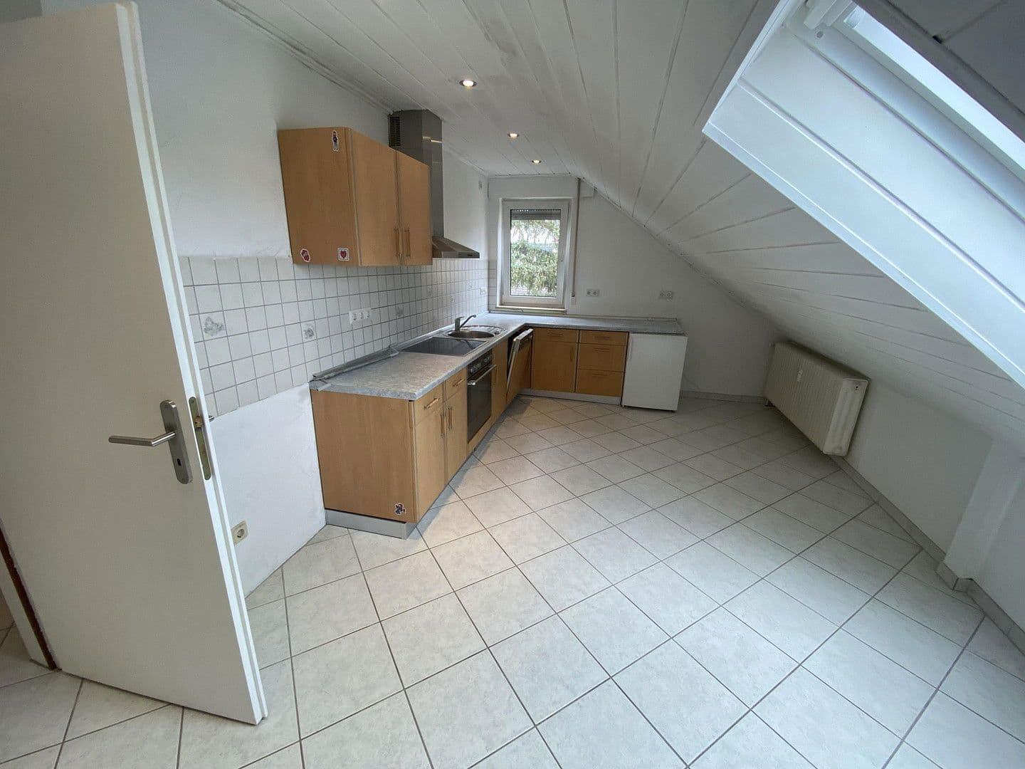 Pronájem bytu 3+1 71 m², Bretzenheim, Porýní-Falc Pronájem bytu 3+1 71 m², Bretzenheim, Porýní-Falc