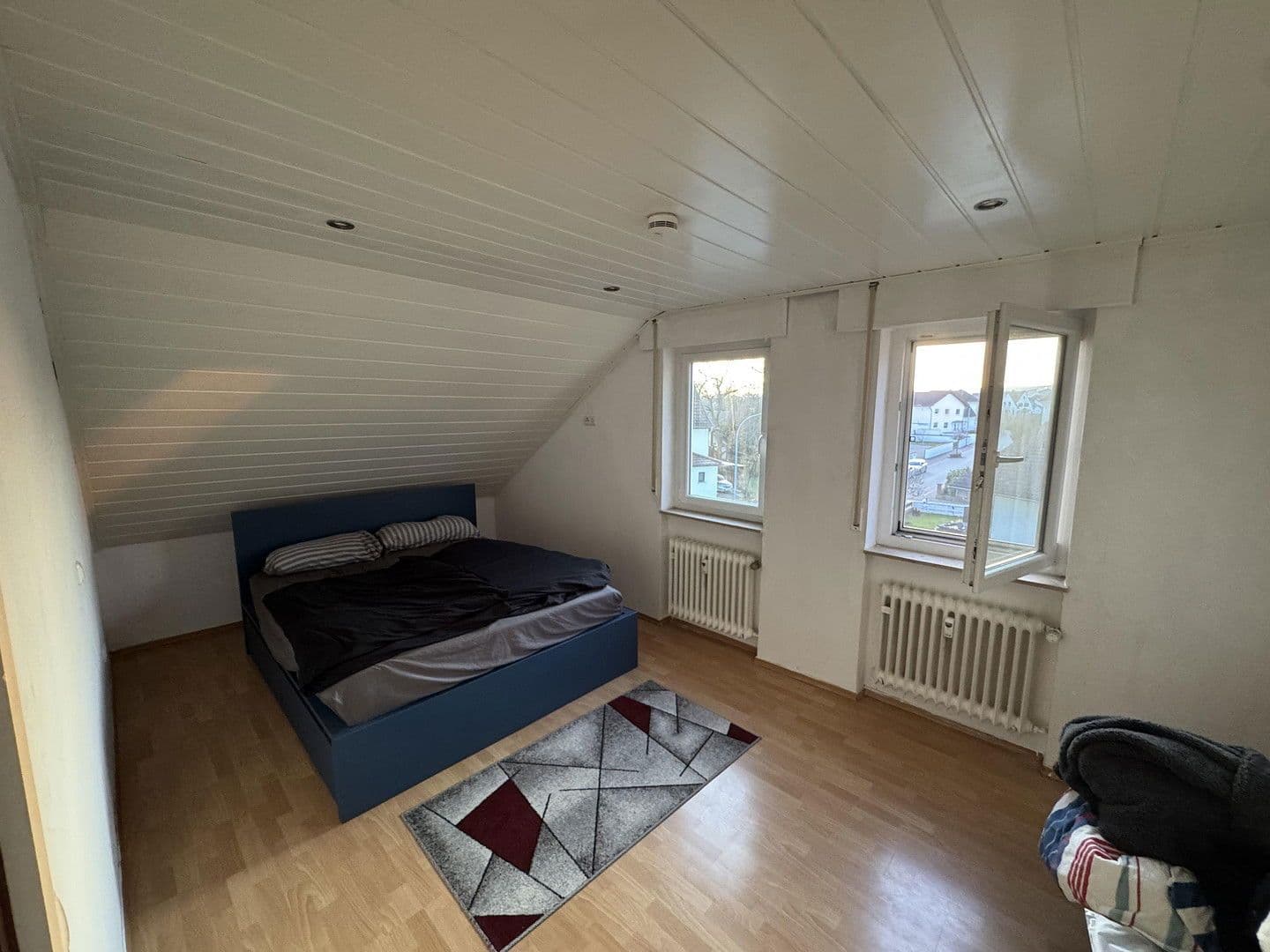 Pronájem bytu 3+1 71 m², Bretzenheim, Porýní-Falc Pronájem bytu 3+1 71 m², Bretzenheim, Porýní-Falc