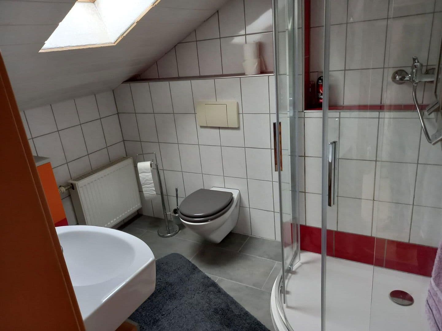 Prodej domu 218 m², pozemek 761 m², Freudenberg, Severní Porýní-Vestfálsko Prodej domu 218 m², pozemek 761 m², Freudenberg, Severní Porýní-Vestfálsko