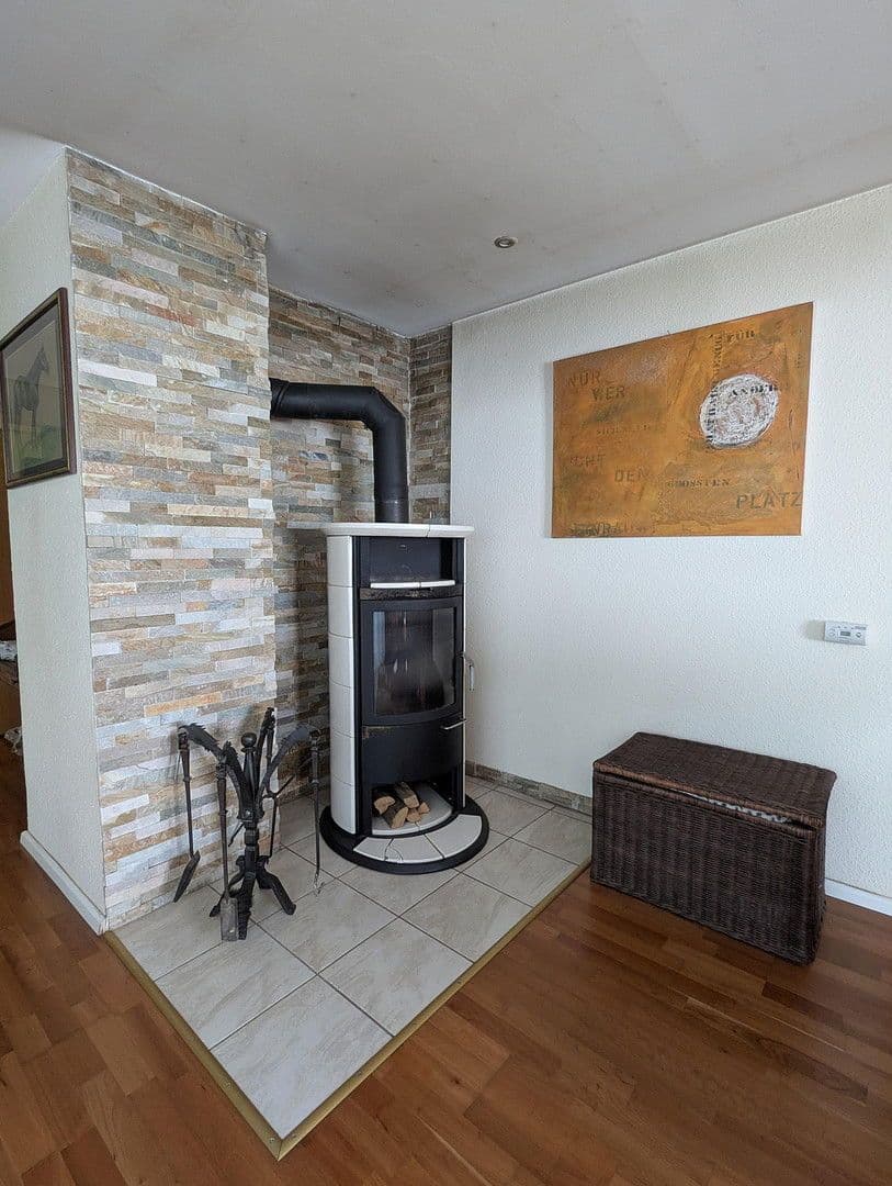 Prodej domu 218 m², pozemek 761 m², Freudenberg, Severní Porýní-Vestfálsko Prodej domu 218 m², pozemek 761 m², Freudenberg, Severní Porýní-Vestfálsko