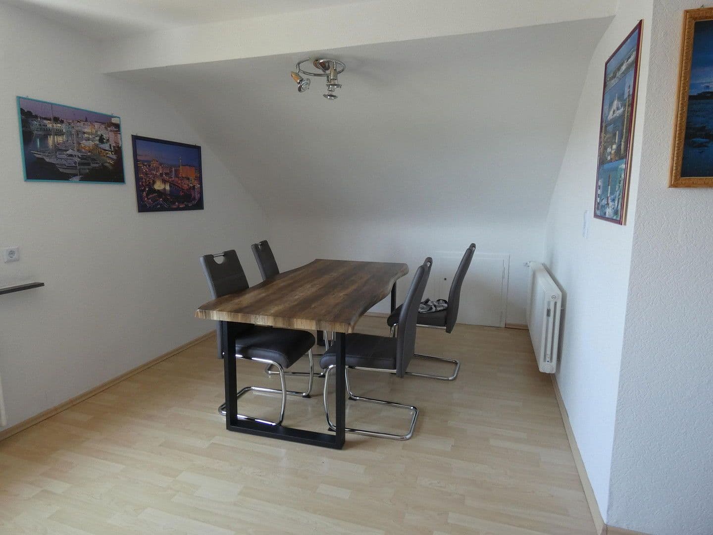 Prodej bytu 4+1 102 m², Rüsselsheim am Main, Hessen Prodej bytu 4+1 102 m², Rüsselsheim am Main, Hessen