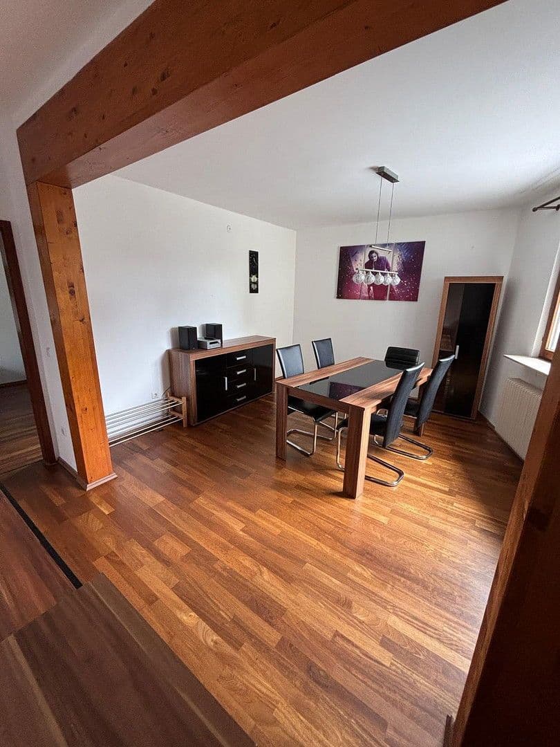 Pronájem bytu 3+1 60 m², Salemerstr. 5, Heiligenberg, Bádensko-Württembersko Pronájem bytu 3+1 60 m², Salemerstr. 5, Heiligenberg, Bádensko-Württembersko