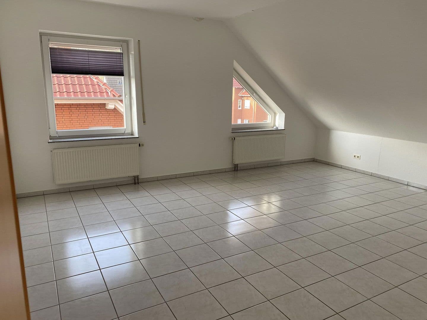 Prodej domu 280 m², pozemek 661 m², Brakel, Severní Porýní-Vestfálsko Prodej domu 280 m², pozemek 661 m², Brakel, Severní Porýní-Vestfálsko