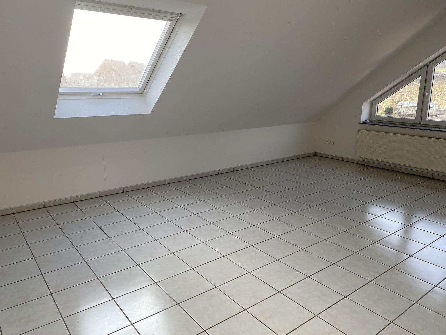 Prodej domu 280 m², pozemek 661 m², Brakel, Severní Porýní-Vestfálsko Prodej domu 280 m², pozemek 661 m², Brakel, Severní Porýní-Vestfálsko