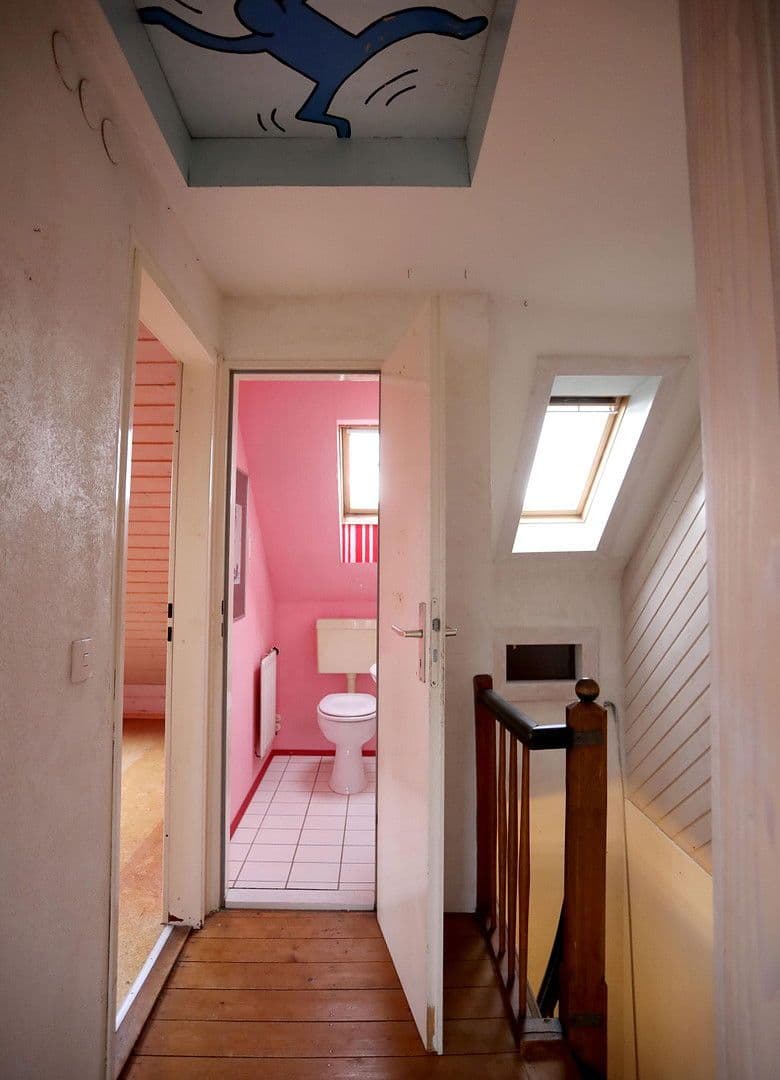 Prodej domu 95 m², pozemek 142 m², Reutlingen, Bádensko-Württembersko Prodej domu 95 m², pozemek 142 m², Reutlingen, Bádensko-Württembersko