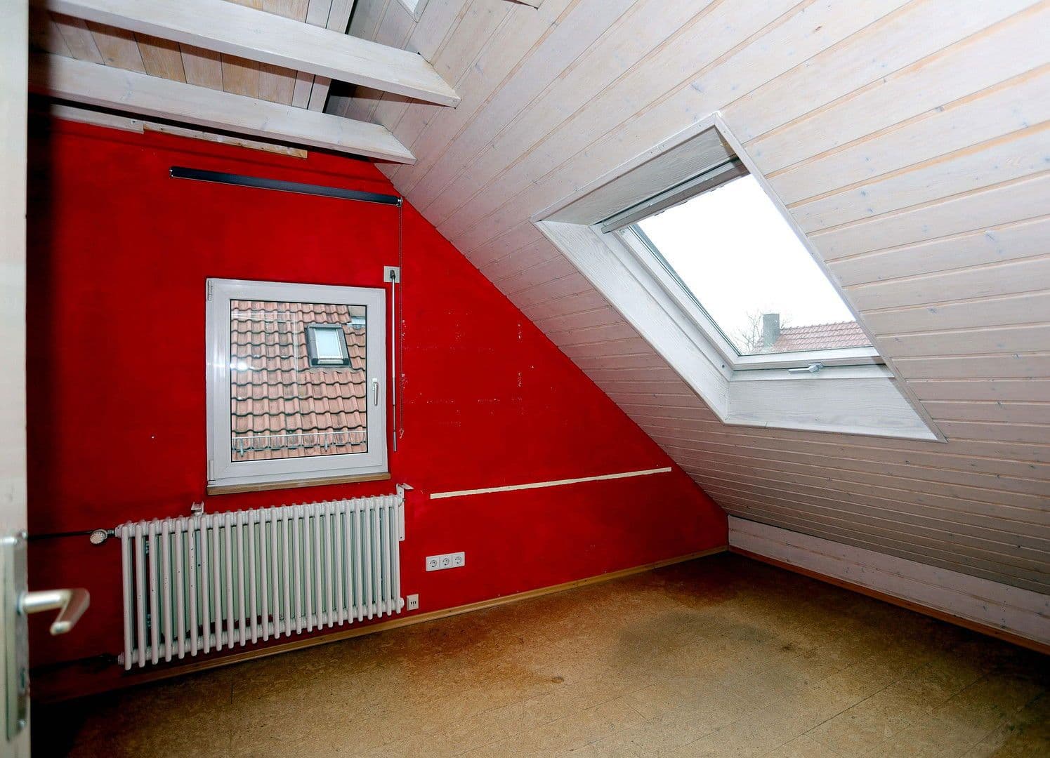 Prodej domu 95 m², pozemek 142 m², Reutlingen, Bádensko-Württembersko Prodej domu 95 m², pozemek 142 m², Reutlingen, Bádensko-Württembersko