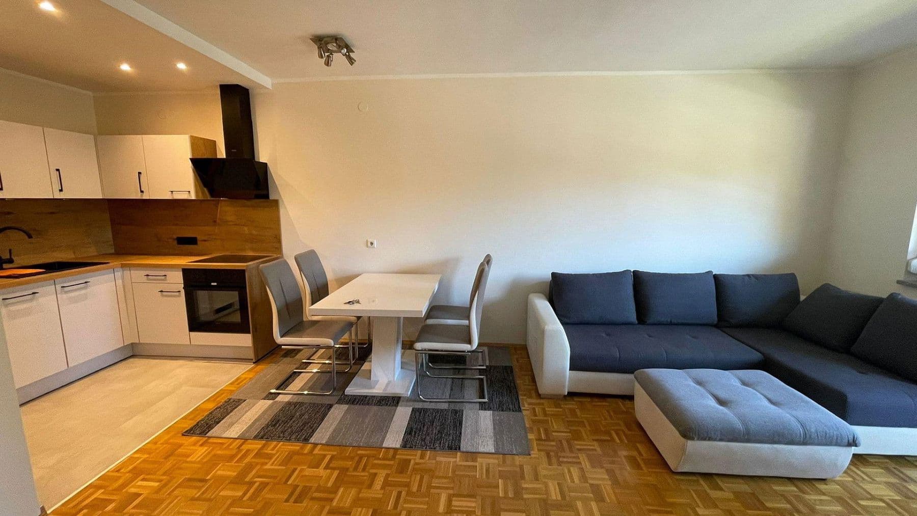 Prodej bytu 2+1 45 m², Schachterlweg 52, Klagenfurt am Wörthersee, Korutany Prodej bytu 2+1 45 m², Schachterlweg 52, Klagenfurt am Wörthersee, Korutany