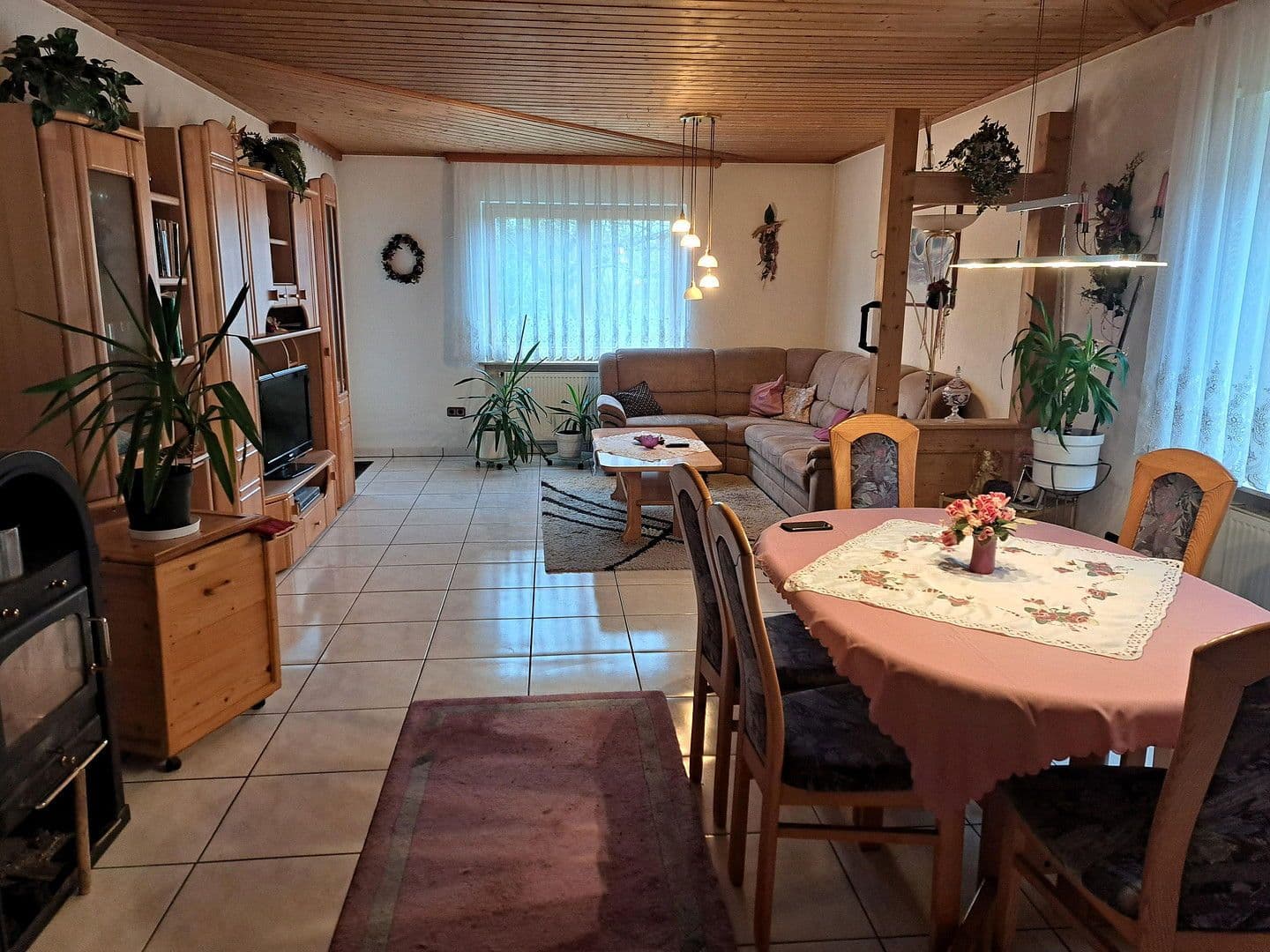 Prodej domu 140 m², pozemek 761 m², Hofheim in Unterfranken, Bavorsko Prodej domu 140 m², pozemek 761 m², Hofheim in Unterfranken, Bavorsko