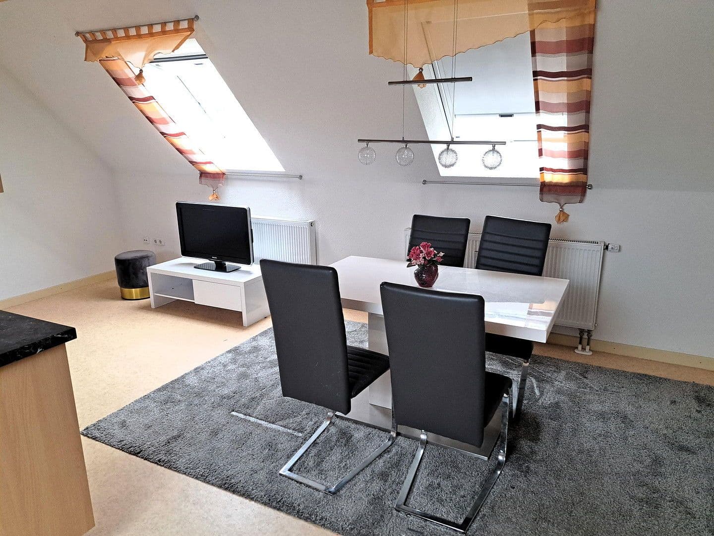 Prodej domu 140 m², pozemek 761 m², Hofheim in Unterfranken, Bavorsko Prodej domu 140 m², pozemek 761 m², Hofheim in Unterfranken, Bavorsko