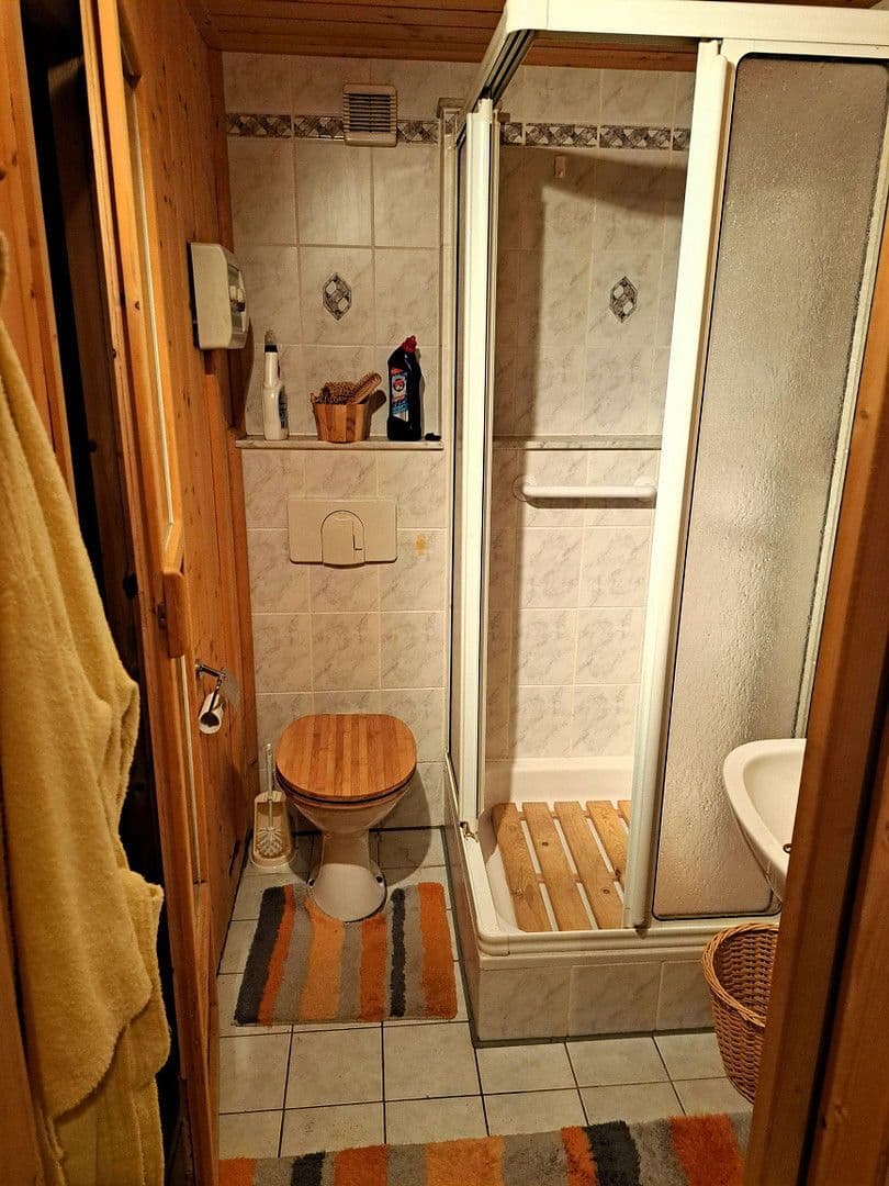 Prodej domu 140 m², pozemek 761 m², Hofheim in Unterfranken, Bavorsko Prodej domu 140 m², pozemek 761 m², Hofheim in Unterfranken, Bavorsko