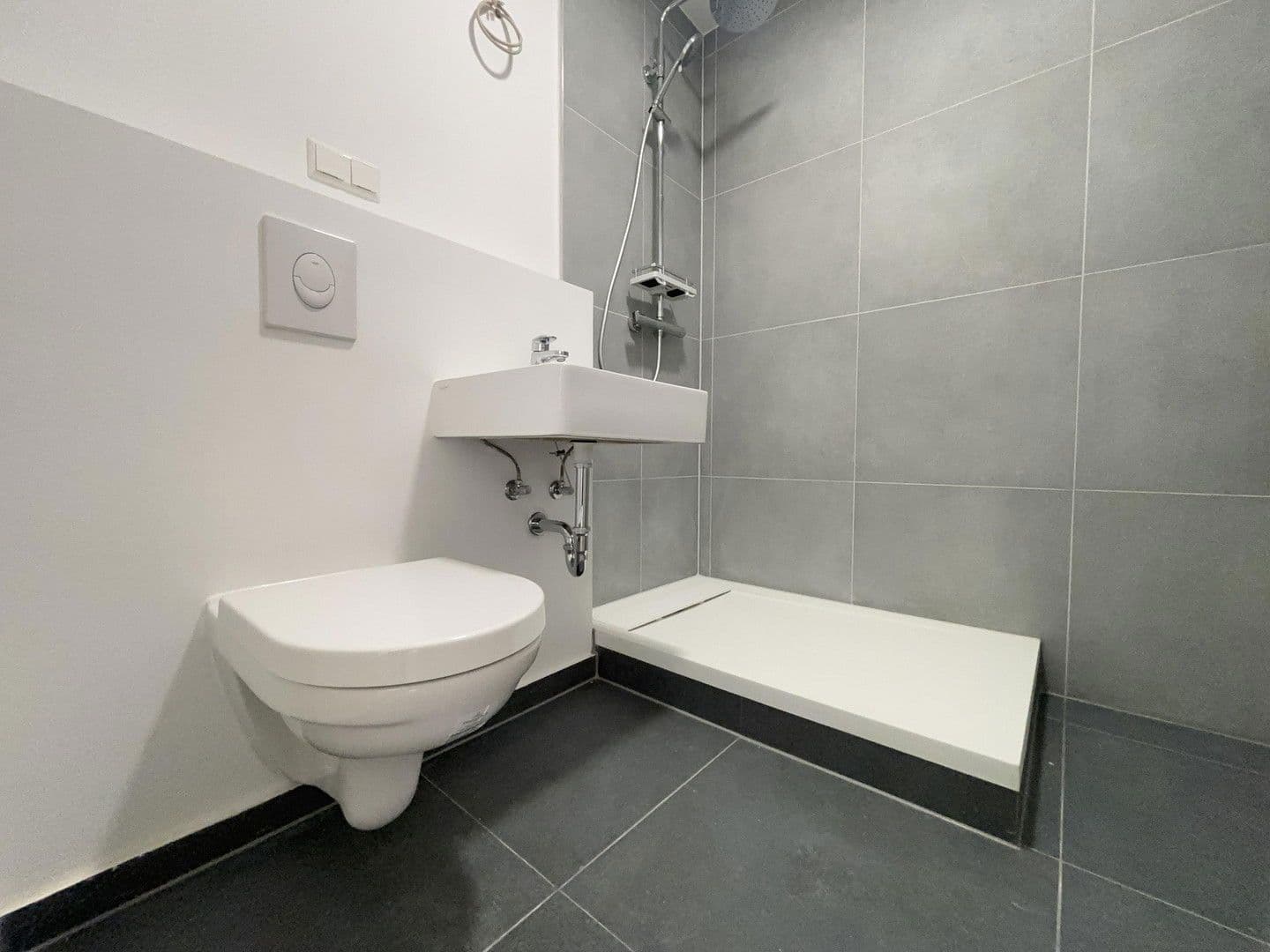 Prodej bytu 3+1 59 m², Weydemeyerstraße 17, Berlin, Berlín Prodej bytu 3+1 59 m², Weydemeyerstraße 17, Berlin, Berlín