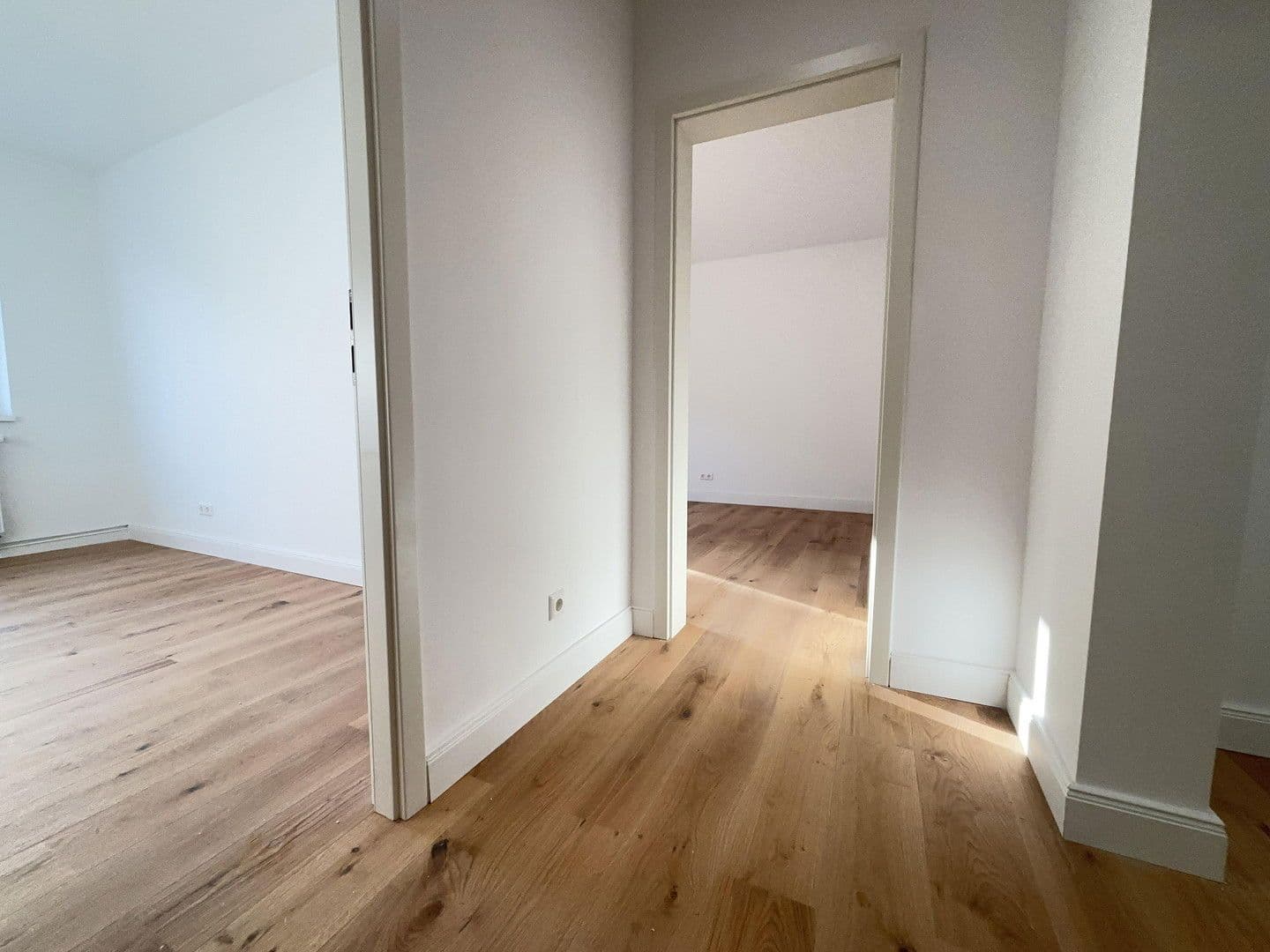 Prodej bytu 3+1 59 m², Weydemeyerstraße 17, Berlin, Berlín Prodej bytu 3+1 59 m², Weydemeyerstraße 17, Berlin, Berlín