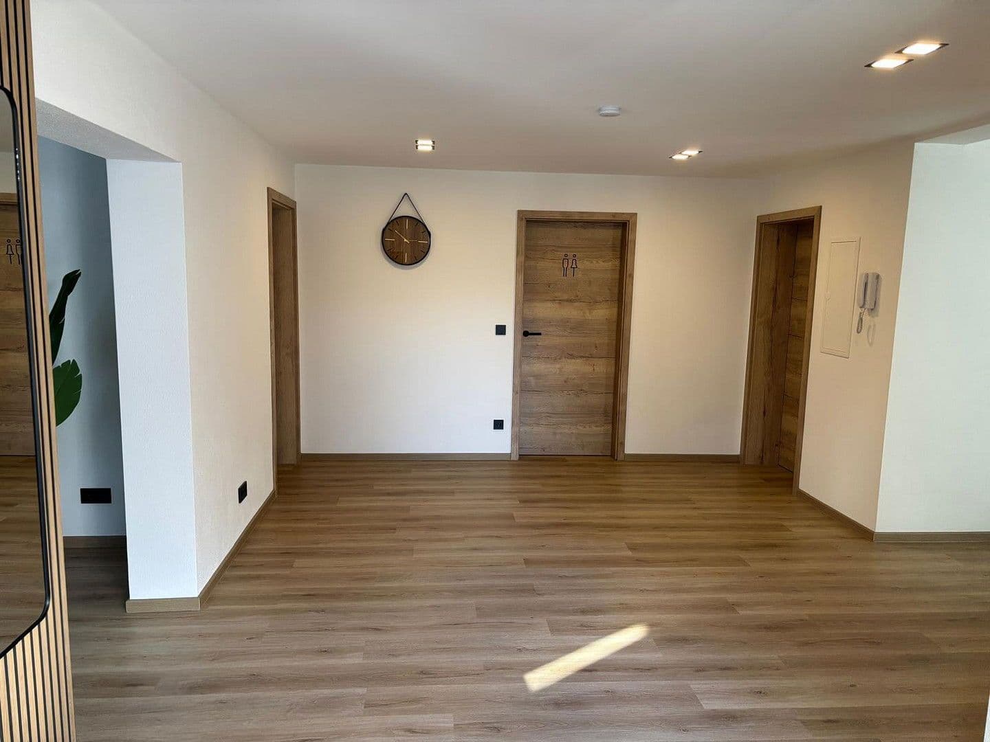 Prodej bytu 3+1 105 m², Finkenstraße 48, Ramstein-Miesenbach, Porýní-Falc Prodej bytu 3+1 105 m², Finkenstraße 48, Ramstein-Miesenbach, Porýní-Falc