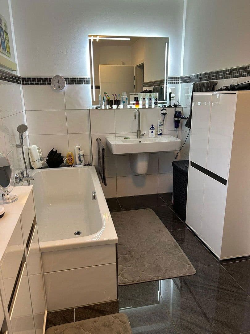 Prodej bytu 3+1 89 m², Bönen, Severní Porýní-Vestfálsko Prodej bytu 3+1 89 m², Bönen, Severní Porýní-Vestfálsko