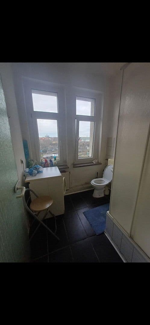 Prodej bytu 2+1 50 m², Portitzer Straße 14, Leipzig, Sasko Prodej bytu 2+1 50 m², Portitzer Straße 14, Leipzig, Sasko