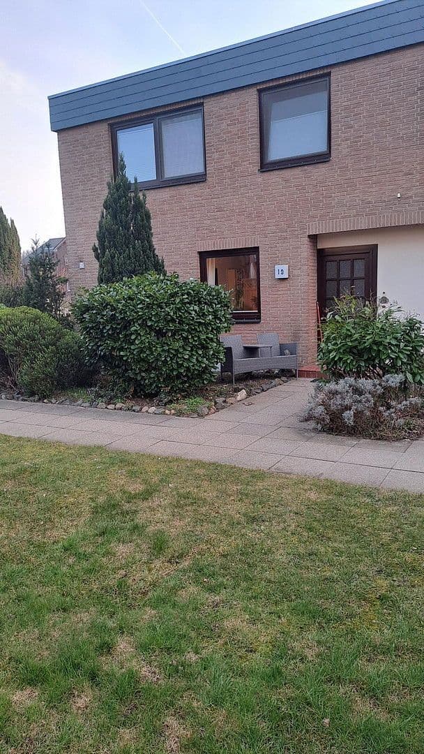 Prodej domu 129 m², pozemek 285 m², Glogauer Str. 10, Lüneburg, Dolní Sasko Prodej domu 129 m², pozemek 285 m², Glogauer Str. 10, Lüneburg, Dolní Sasko