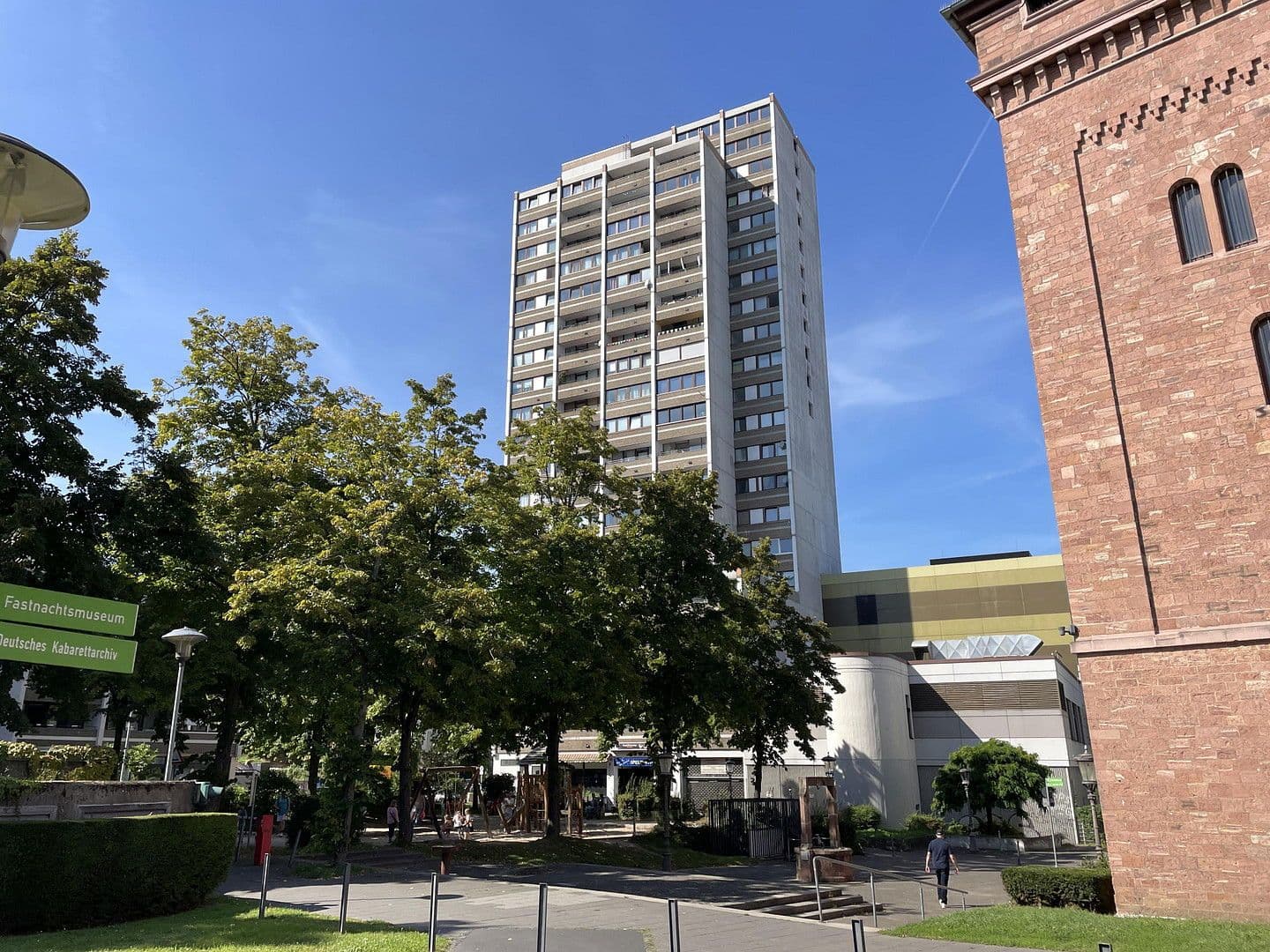Prodej bytu 1+kk 35 m², Münsterstraße 8, Mainz, Porýní-Falc Prodej bytu 1+kk 35 m², Münsterstraße 8, Mainz, Porýní-Falc