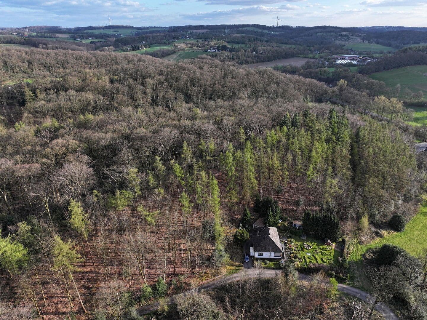 Prodej domu 115 m², pozemek 1.258 m², Elfringhauser Str. 113, Hattingen, Severní Porýní-Vestfálsko Prodej domu 115 m², pozemek 1.258 m², Elfringhauser Str. 113, Hattingen, Severní Porýní-Vestfálsko