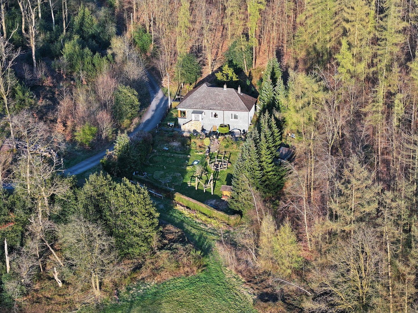 Prodej domu 115 m², pozemek 1.258 m², Elfringhauser Str. 113, Hattingen, Severní Porýní-Vestfálsko Prodej domu 115 m², pozemek 1.258 m², Elfringhauser Str. 113, Hattingen, Severní Porýní-Vestfálsko