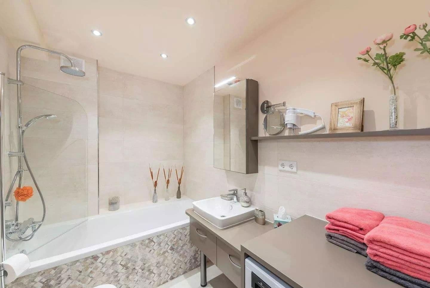 Pronájem bytu 2+1 60 m², Kraußstraße, 8, Nürnberg, Bavorsko Pronájem bytu 2+1 60 m², Kraußstraße, 8, Nürnberg, Bavorsko