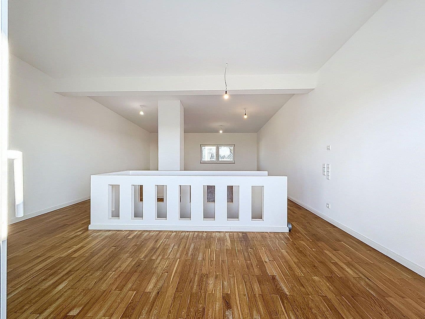 Prodej domu 226 m², pozemek 192 m², Teltow, Braniborsko Prodej domu 226 m², pozemek 192 m², Teltow, Braniborsko