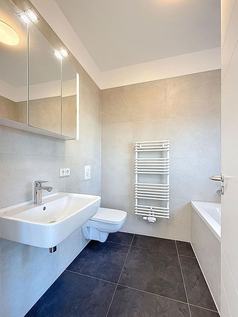 Prodej domu 226 m², pozemek 192 m², Teltow, Braniborsko Prodej domu 226 m², pozemek 192 m², Teltow, Braniborsko