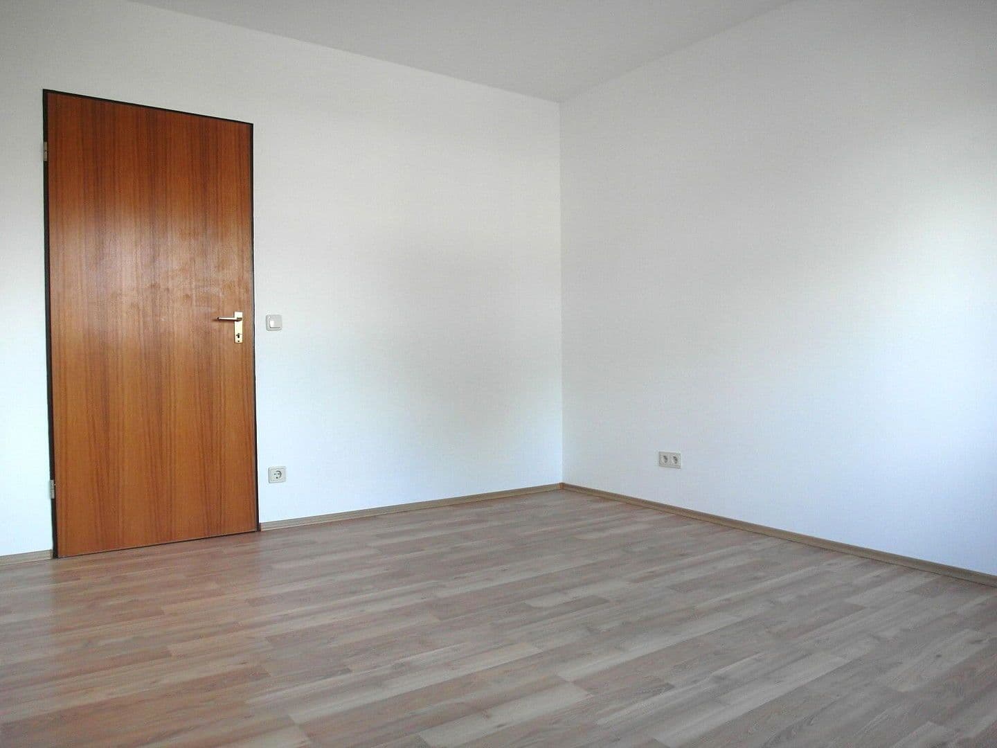 Prodej bytu 3+1 80 m², Westendstrasse 266a, München, Bavorsko Prodej bytu 3+1 80 m², Westendstrasse 266a, München, Bavorsko