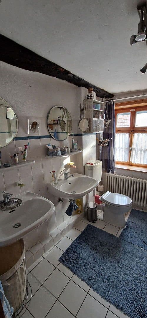 Prodej domu 260 m², pozemek 330 m², Immenhausen, Hessen Prodej domu 260 m², pozemek 330 m², Immenhausen, Hessen