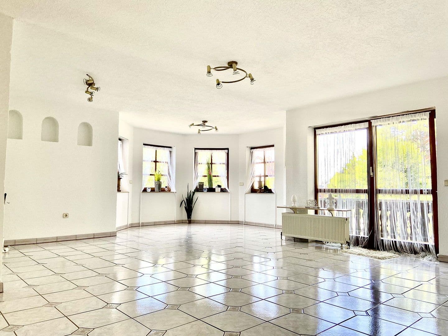 Prodej domu 250 m², pozemek 313 m², Göppingen, Bádensko-Württembersko Prodej domu 250 m², pozemek 313 m², Göppingen, Bádensko-Württembersko