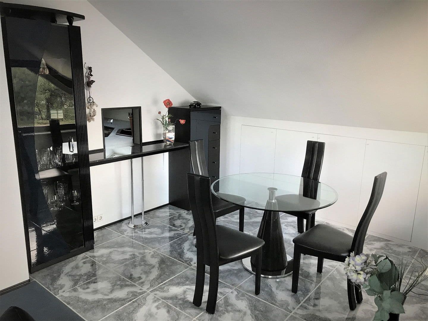 Pronájem bytu 2+kk 55 m², Kusterdingen, Bádensko-Württembersko Pronájem bytu 2+kk 55 m², Kusterdingen, Bádensko-Württembersko