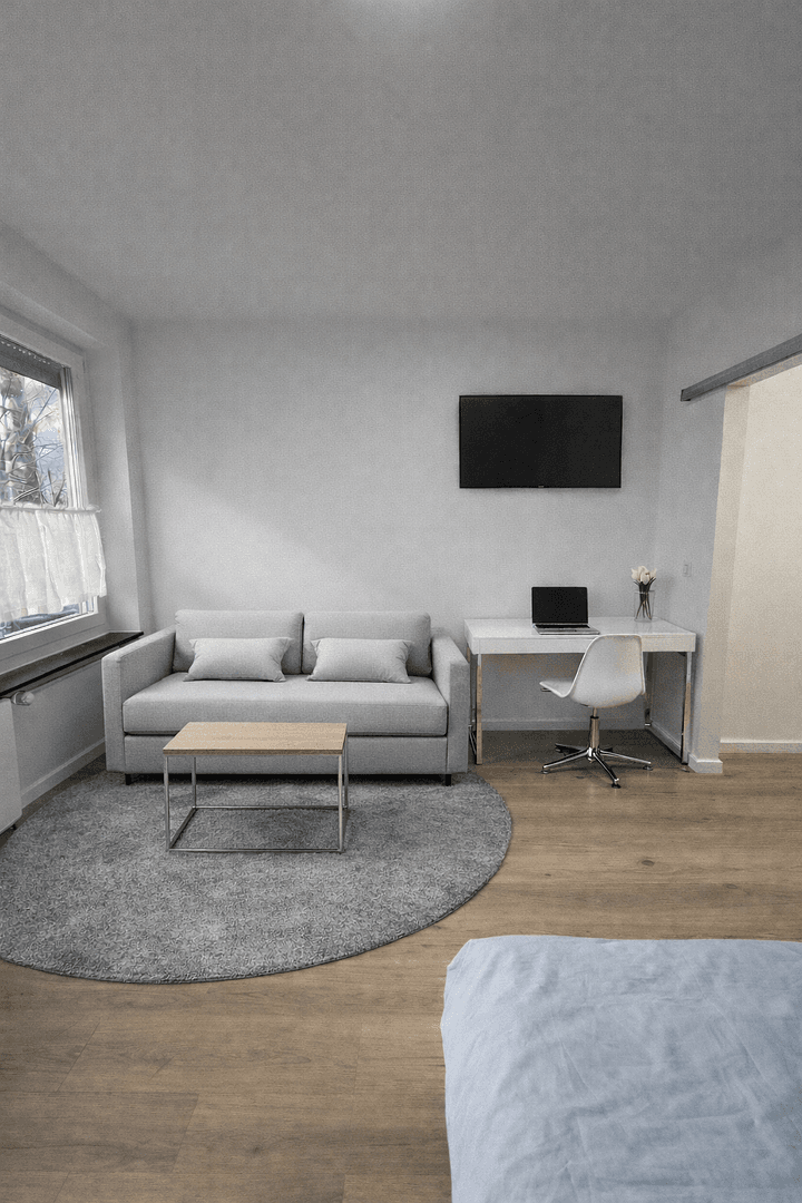 Pronájem bytu 1+kk 27 m², Lerchenauerstr. 12, München, Bavorsko Pronájem bytu 1+kk 27 m², Lerchenauerstr. 12, München, Bavorsko