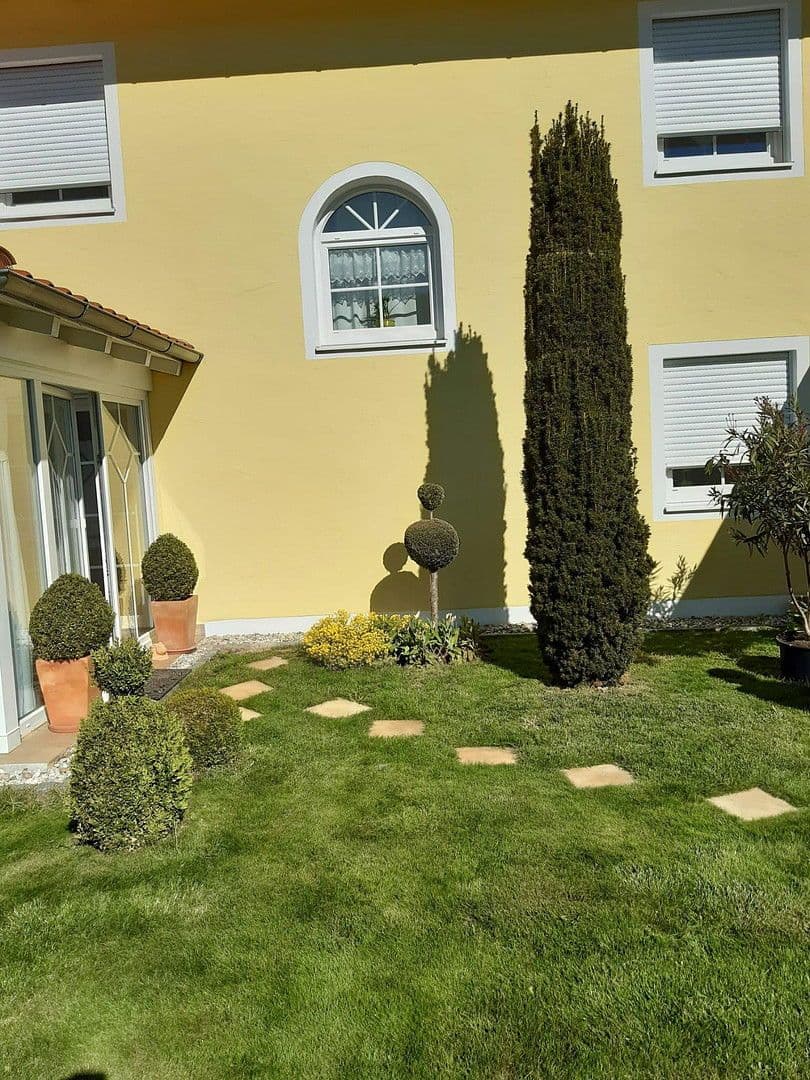 Prodej domu 220 m², pozemek 1.300 m², Bad Griesbach i.Rottal, Bavorsko Prodej domu 220 m², pozemek 1.300 m², Bad Griesbach i.Rottal, Bavorsko