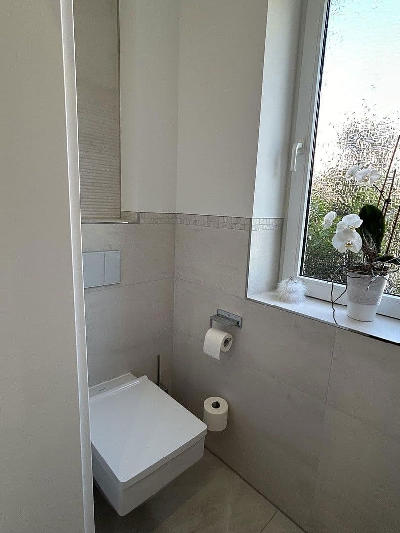 Prodej bytu 4+1 107 m², Oerlinghausen, Severní Porýní-Vestfálsko Prodej bytu 4+1 107 m², Oerlinghausen, Severní Porýní-Vestfálsko