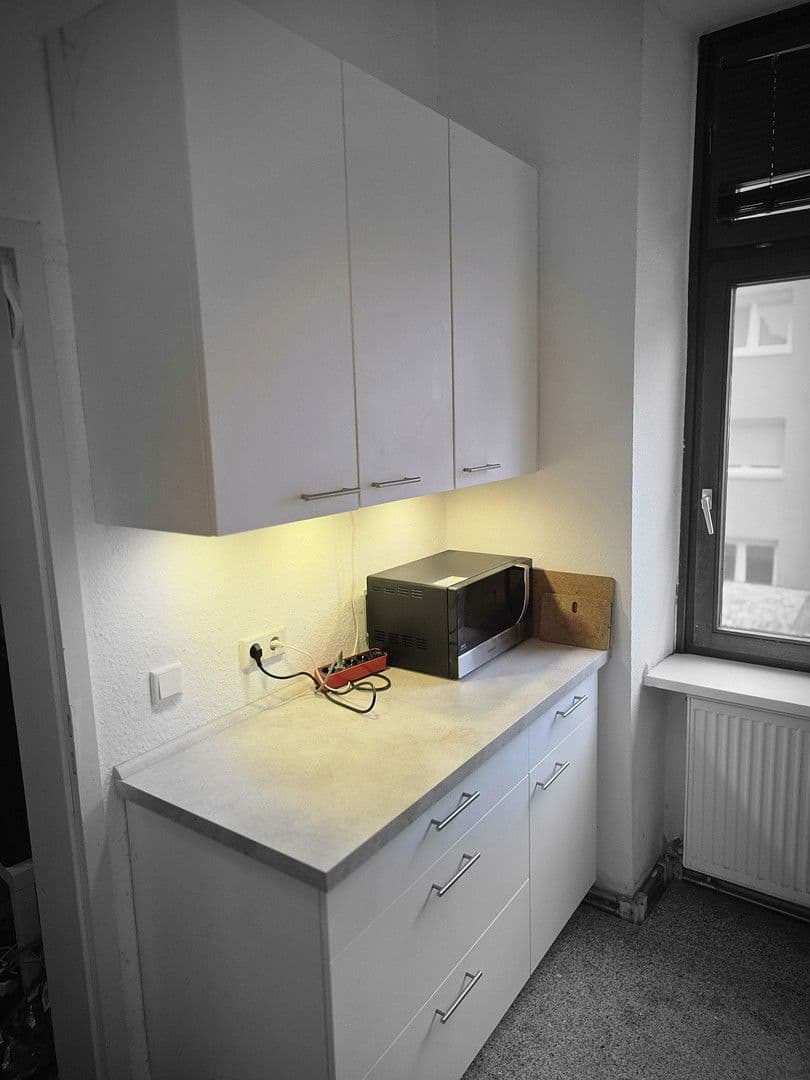 Pronájem bytu 4+1 120 m², Douglasstr. 6, Karlsruhe, Bádensko-Württembersko Pronájem bytu 4+1 120 m², Douglasstr. 6, Karlsruhe, Bádensko-Württembersko