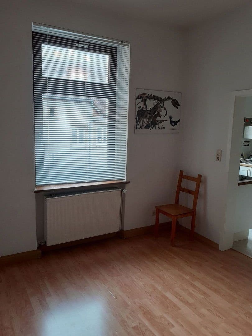 Pronájem bytu 4+1 120 m², Douglasstr. 6, Karlsruhe, Bádensko-Württembersko Pronájem bytu 4+1 120 m², Douglasstr. 6, Karlsruhe, Bádensko-Württembersko