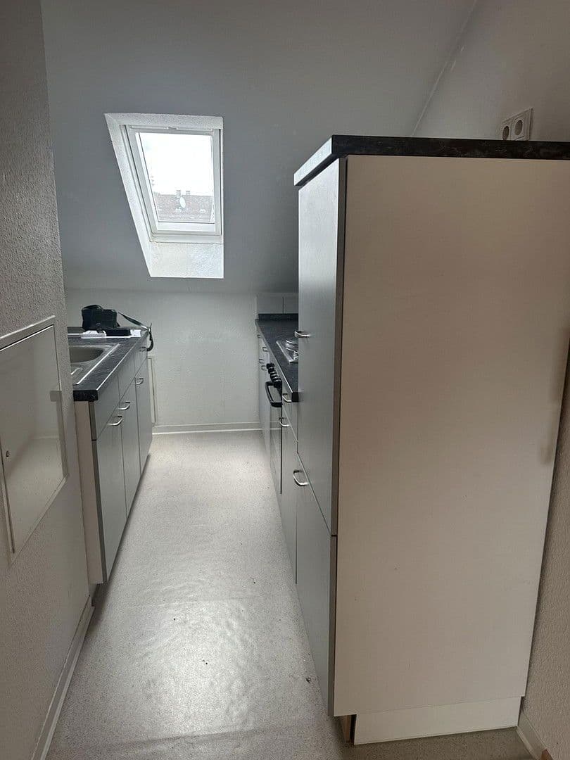 Pronájem bytu 1+1 37 m², Augartenstraße 27, Mannheim, Bádensko-Württembersko Pronájem bytu 1+1 37 m², Augartenstraße 27, Mannheim, Bádensko-Württembersko