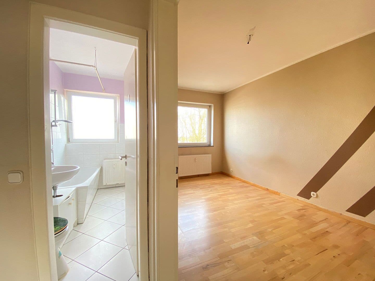 Pronájem bytu 3+1 70 m², Drosselgasse 24, Buxtehude, Dolní Sasko Pronájem bytu 3+1 70 m², Drosselgasse 24, Buxtehude, Dolní Sasko