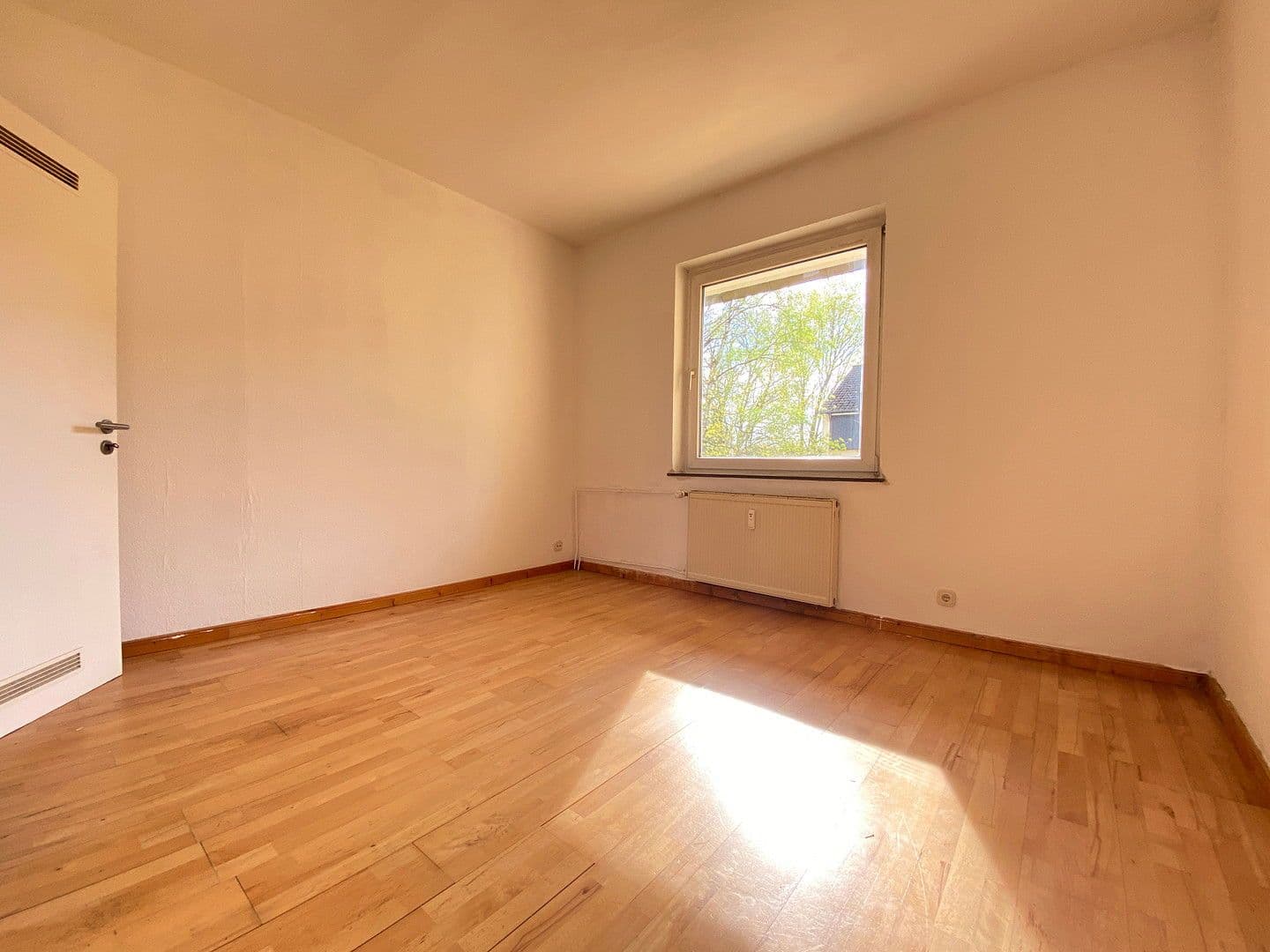 Pronájem bytu 3+1 70 m², Drosselgasse 24, Buxtehude, Dolní Sasko Pronájem bytu 3+1 70 m², Drosselgasse 24, Buxtehude, Dolní Sasko