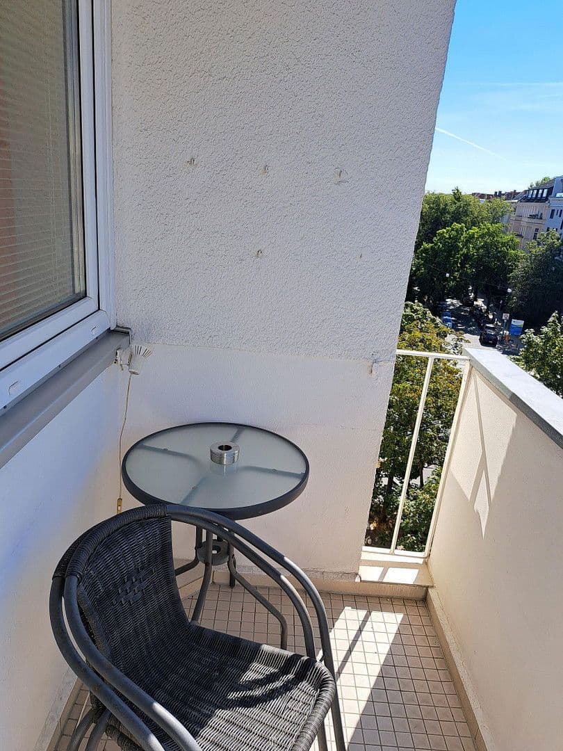 Pronájem bytu 1+1 35 m², Zähringerstr. 18, Berlin, Berlín Pronájem bytu 1+1 35 m², Zähringerstr. 18, Berlin, Berlín