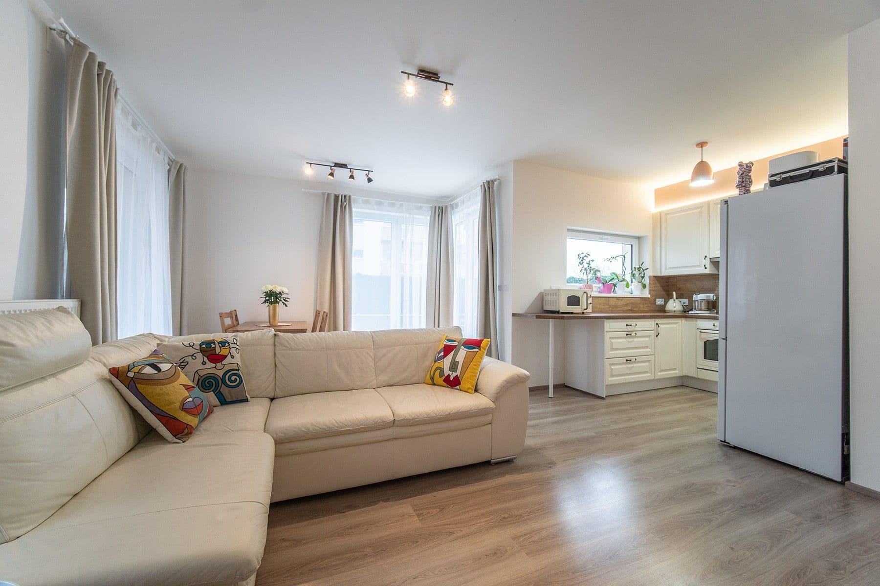 Pronájem bytu 2+kk 63 m², Toufarova, Praha, Praha Pronájem bytu 2+kk 63 m², Toufarova, Praha, Praha