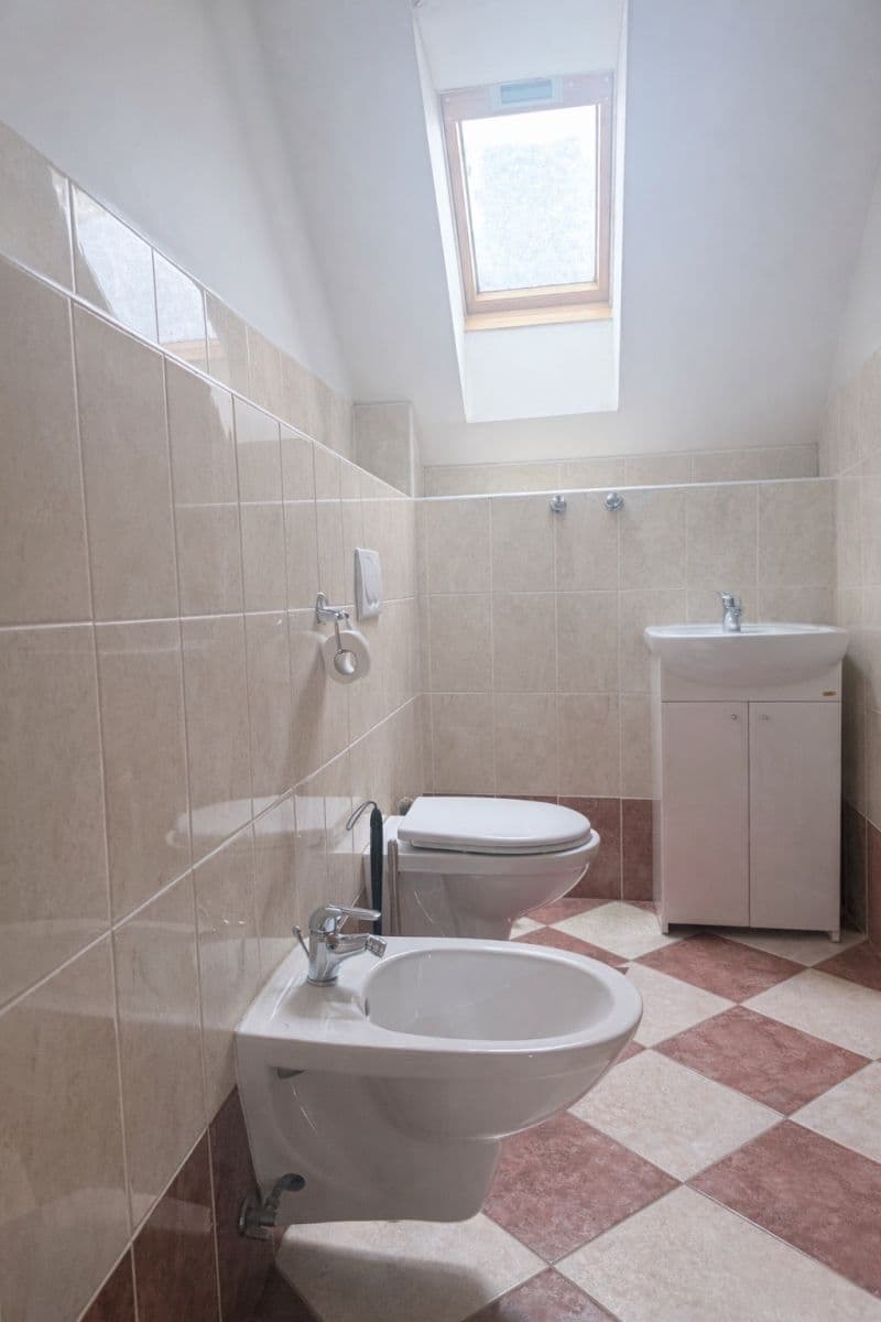 Pronájem domu 320 m², pozemek 500 m², Ochozská, Praha, Praha Pronájem domu 320 m², pozemek 500 m², Ochozská, Praha, Praha