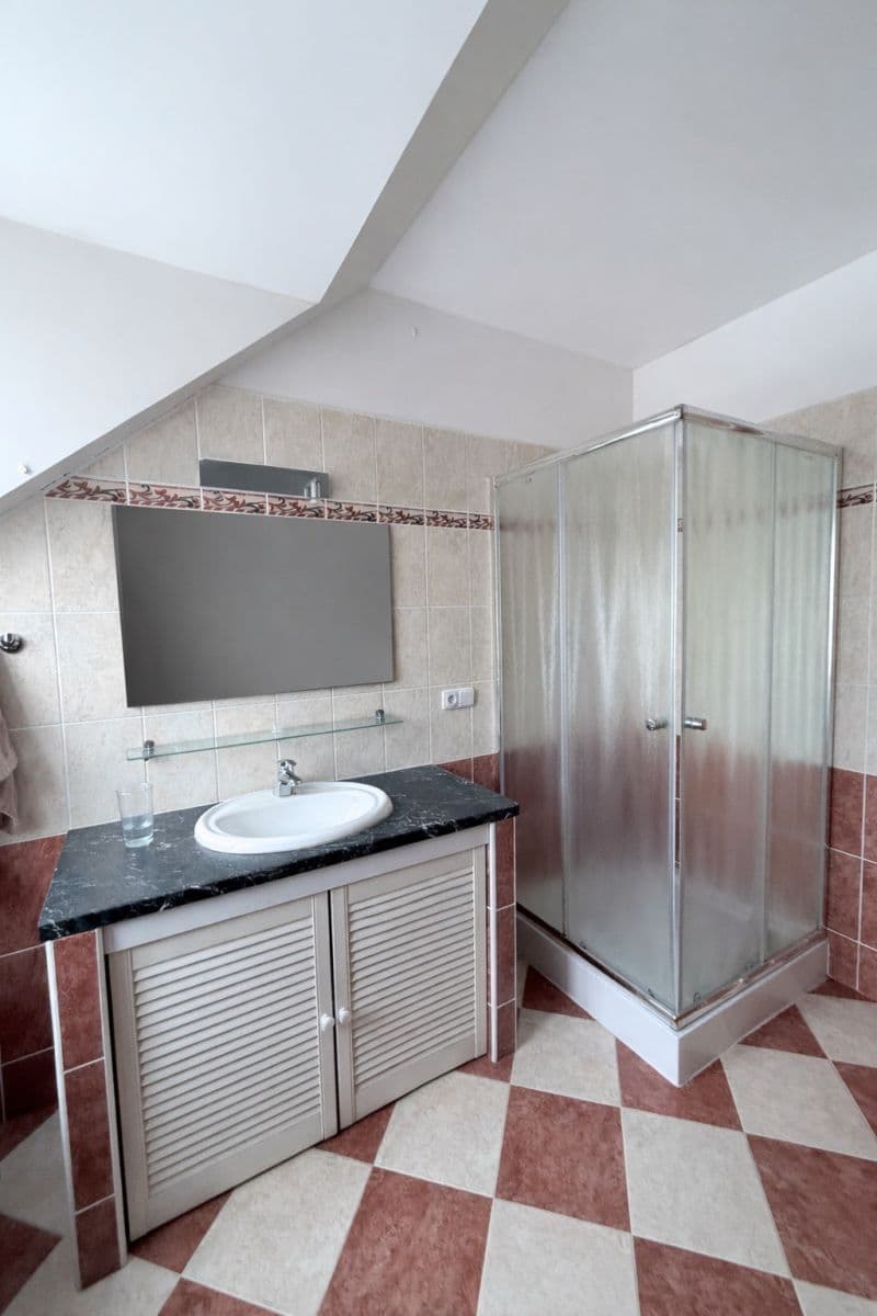 Pronájem domu 320 m², pozemek 500 m², Ochozská, Praha, Praha Pronájem domu 320 m², pozemek 500 m², Ochozská, Praha, Praha