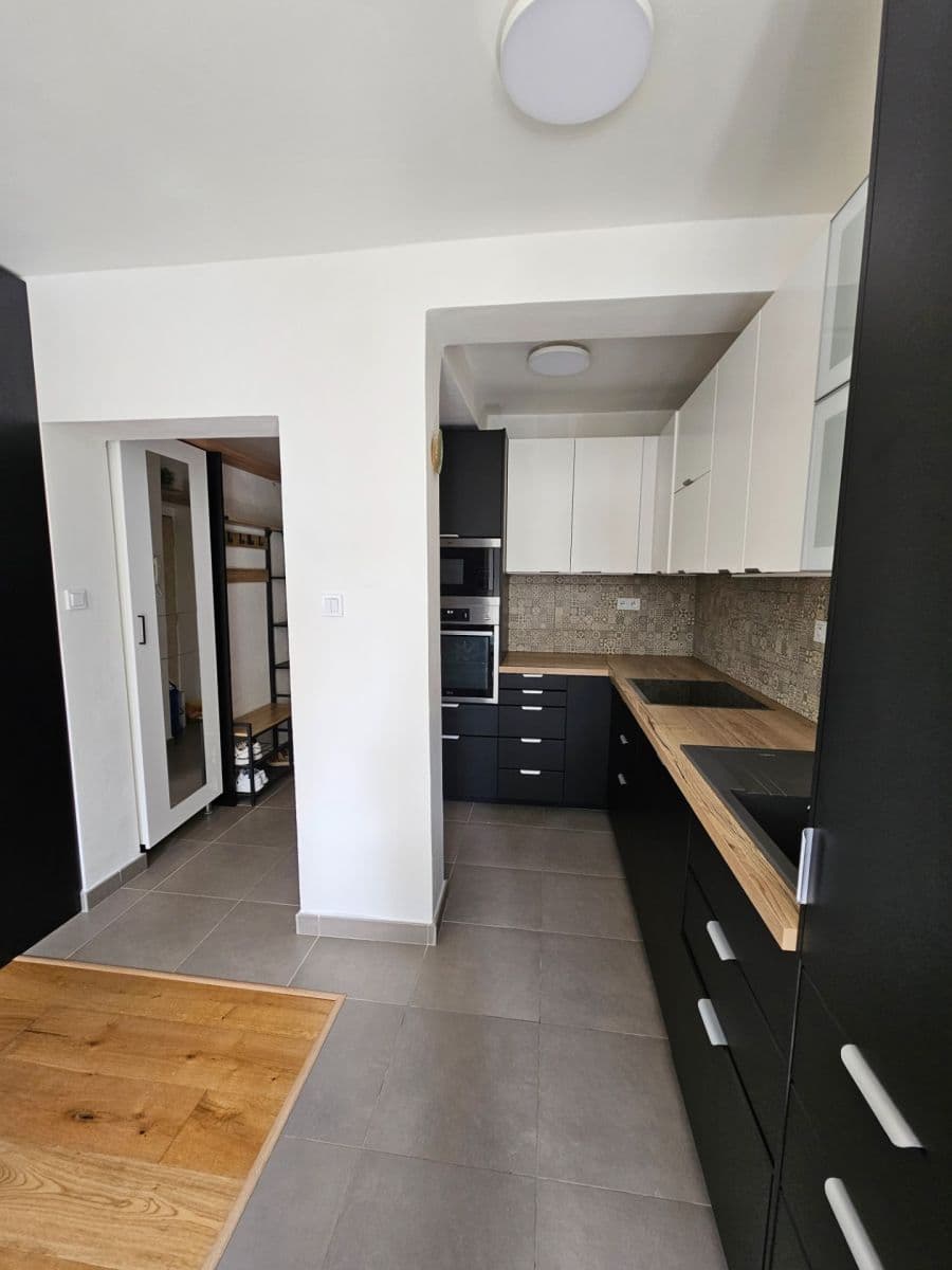 Pronájem bytu 2+kk 58 m², Na Poustkách, Praha, Praha Pronájem bytu 2+kk 58 m², Na Poustkách, Praha, Praha