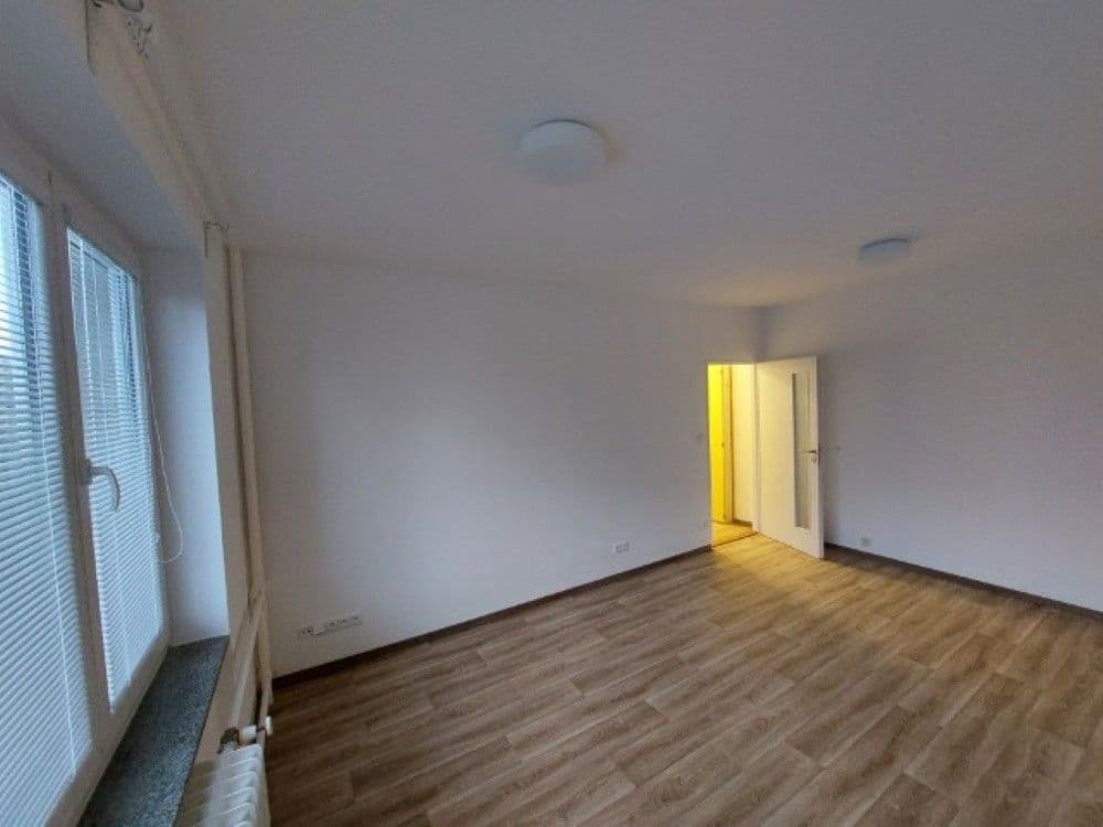 Pronájem bytu 1+1 43 m², Lužická, Brno, Jihomoravský kraj Pronájem bytu 1+1 43 m², Lužická, Brno, Jihomoravský kraj