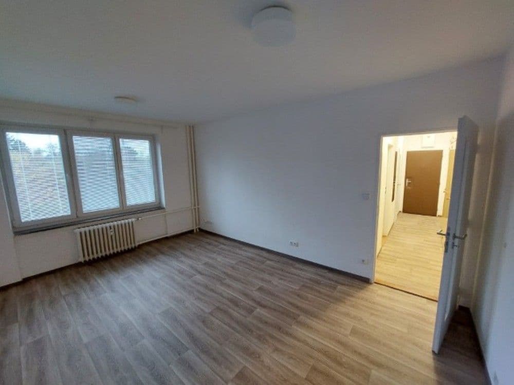 Pronájem bytu 1+1 43 m², Lužická, Brno, Jihomoravský kraj Pronájem bytu 1+1 43 m², Lužická, Brno, Jihomoravský kraj
