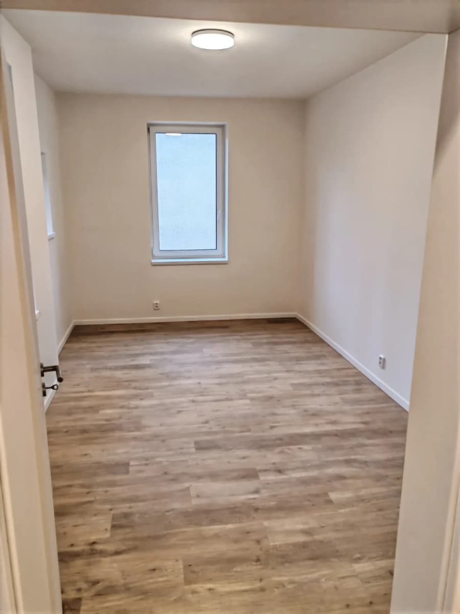 Pronájem bytu 3+kk 89 m², U Vysočanského pivovaru, Praha, Praha Pronájem bytu 3+kk 89 m², U Vysočanského pivovaru, Praha, Praha